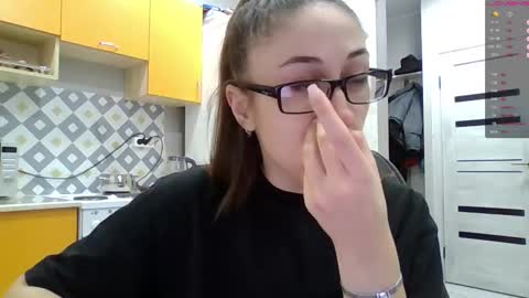 MIRANDA online show from November 7, 2025, 11:43 am