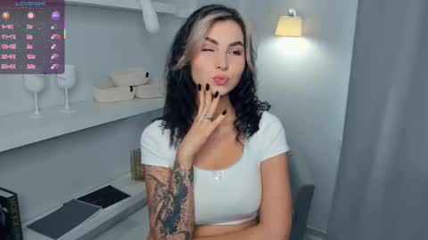 My name is Adele online show from November 20, 2025, 7:19 am