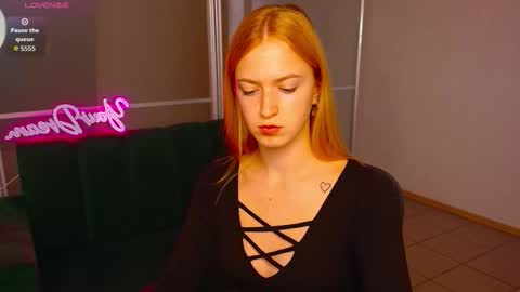 Snapshot of mirandamayers chatting on September 11, 2025, 5:51 am MirandaMayers online show from September 11, 2025, 5:51 am