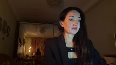 Snapshot of mirelisse chatting on April 26, 2026, 6:27 pm Christina online show from April 26, 2026, 6:27 pm