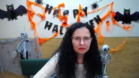 Miroslava Happi online show from November 2, 2025, 8:28 am