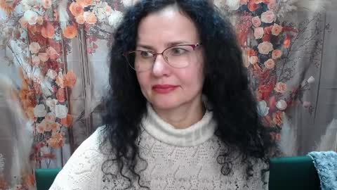 Miroslava Happi online show from April 10, 2026, 6:29 am