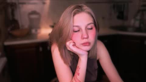 Mira online show from November 27, 2025, 7:16 pm