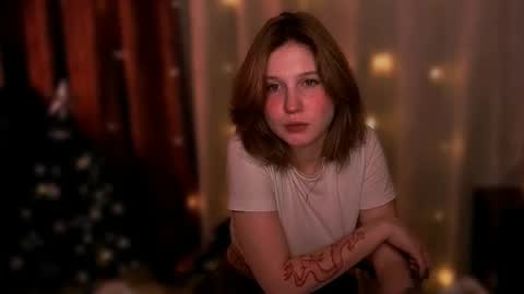 Mira online show from December 5, 2025, 1:36 am