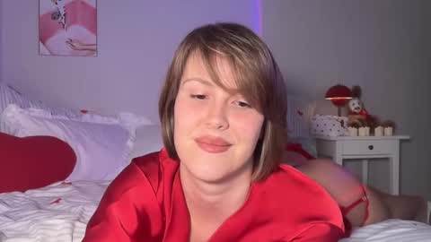 Shelley online show from December 3, 2025, 5:00 pm