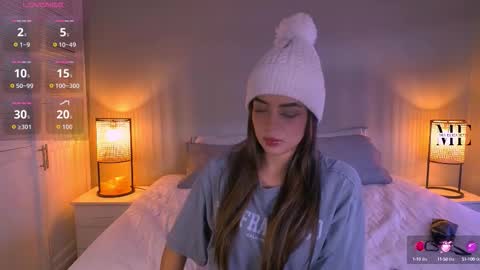 Eliza online show from October 7, 2025, 3:53 pm