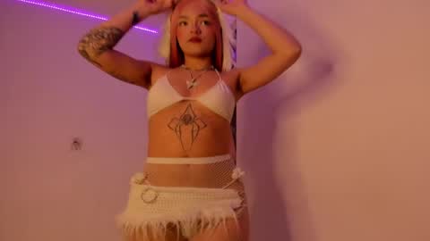 Misa Independent model online show from December 8, 2024, 12:51 am