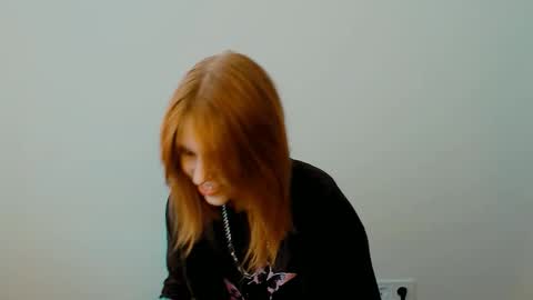 misaki_chan_ online show from September 25, 2025, 7:12 am