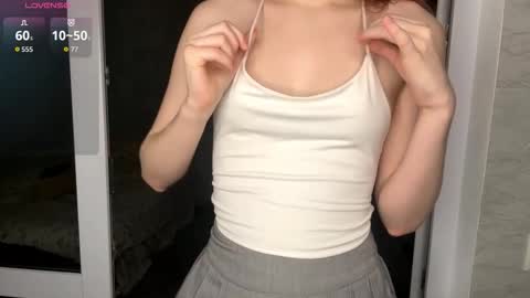 Molly online show from November 17, 2025, 5:19 pm