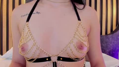 Antonella online show from February 22, 2025, 8:20 pm