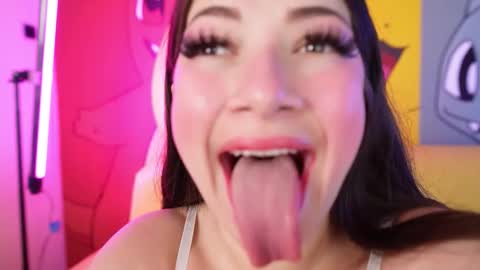 Pamela online show from March 18, 2026, 11:02 am