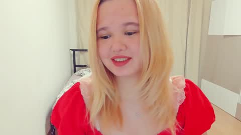 miss__selena online show from January 19, 2025, 2:59 pm