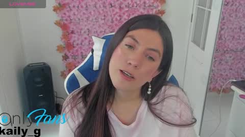 miss_adams01 online show from March 1, 2026, 6:32 pm