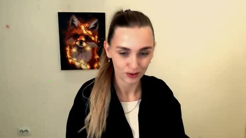 Angelina online show from September 17, 2025, 5:53 am