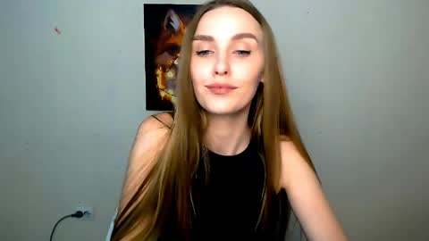 Snapshot of miss_angelina_ chatting on May 29, 2026, 6:11 am Angelina online show from May 29, 2026, 6:11 am