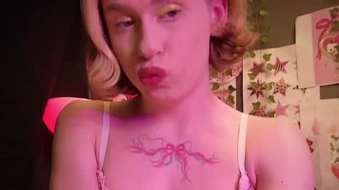Snapshot of miss_barbie1 chatting on June 7, 2026, 8:23 pm Anya online show from June 7, 2026, 8:23 pm