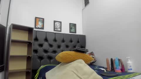 miss_big_ass21 online show from September 28, 2025, 12:49 am