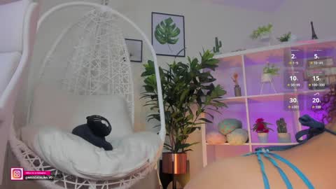 Catalina online show from January 15, 2025, 2:35 pm