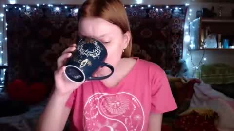 Elis online show from February 19, 2025, 3:27 pm