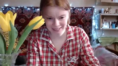 Elis online show from March 7, 2025, 2:01 pm