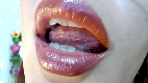 Miss Evoleth online show from February 9, 2025, 6:11 am