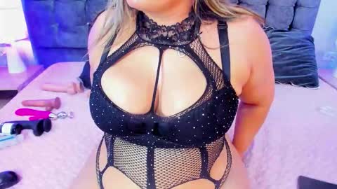 miss_horney online show from October 23, 2025, 12:10 am