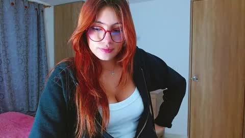 Snapshot of miss_issaa chatting on January 29, 2025, 9:33 am Isabella online show from January 29, 2025, 9:33 am