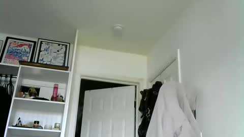 Miss Ivory online show from April 16, 2026, 9:15 pm