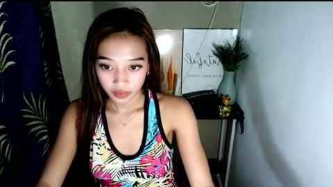 Snapshot of miss_j222 chatting on May 14, 2026, 8:43 am miss_j222 online show from May 14, 2026, 8:43 am