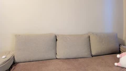 Kitty online show from January 14, 2026, 2:17 am