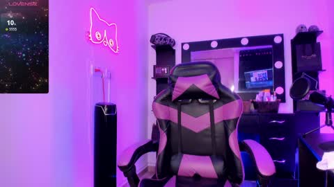 Miss Kittyn online show from April 6, 2026, 12:52 am