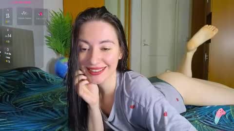 Snapshot of miss_leee chatting on June 4, 2026, 9:59 am Laura online show from June 4, 2026, 9:59 am