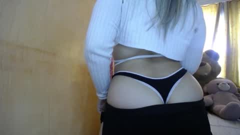 lilieth  online show from October 11, 2025, 4:16 pm