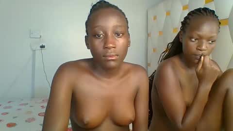 miss_lolah7 online show from April 16, 2026, 2:01 am