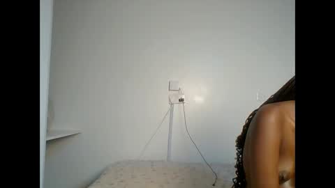 miss_lolah7 online show from May 30, 2026, 1:08 pm