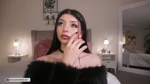 Alejandra online show from February 19, 2026, 12:28 am