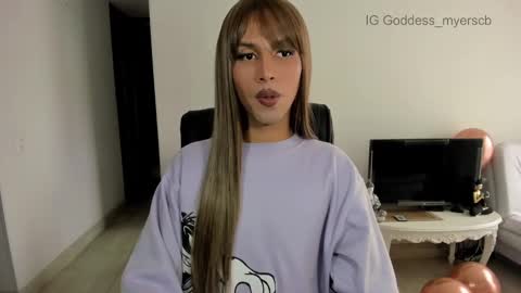 Goddess Myers  thumb up is important for me kisses  online show from September 30, 2025, 2:22 pm