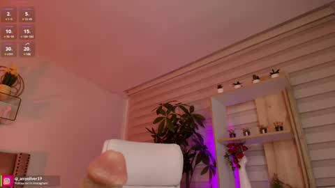 Amy Olivera online show from March 12, 2025, 3:51 pm