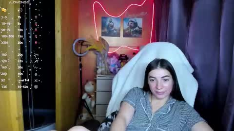 Snapshot of miss_tasy chatting on November 18, 2025, 11:25 am Melanie January 15th is my birthday there will be an interesting show online show from November 18, 2025, 11:25 am