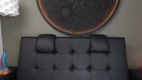 Vaiolette online show from November 19, 2025, 11:10 am