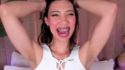 Miss Veronica online show from May 25, 2026, 1:06 pm