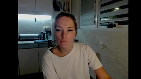 miss_you20 online show from September 9, 2025, 6:51 pm