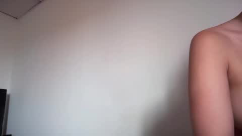 Ameliahs online show from September 26, 2025, 1:04 pm