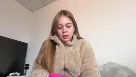 Ameliahs online show from October 29, 2025, 12:40 pm