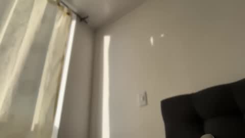 Ameliahs online show from November 27, 2025, 11:56 am