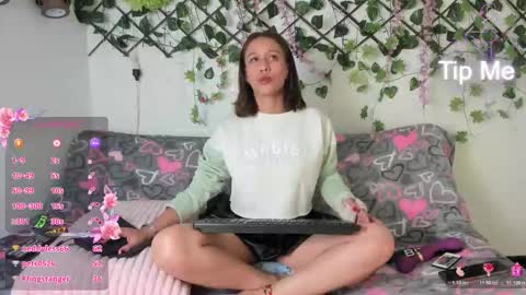 Missangel 8 online show from January 17, 2026, 6:29 am