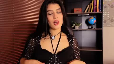 Laura online show from May 28, 2026, 1:08 pm