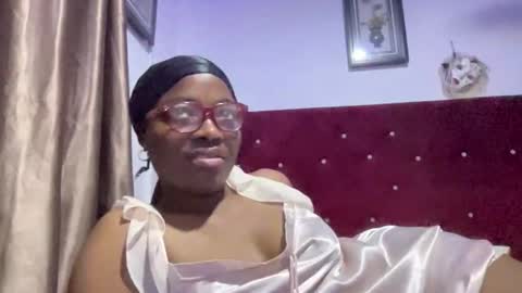 Missbelle online show from February 8, 2026, 7:06 pm