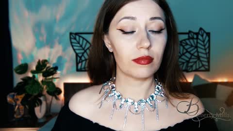 The divine Beverly online show from January 11, 2025, 6:54 pm