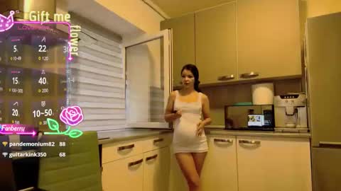 Snapshot of missbya chatting on October 1, 2025, 5:13 am missbya online show from October 1, 2025, 5:13 am